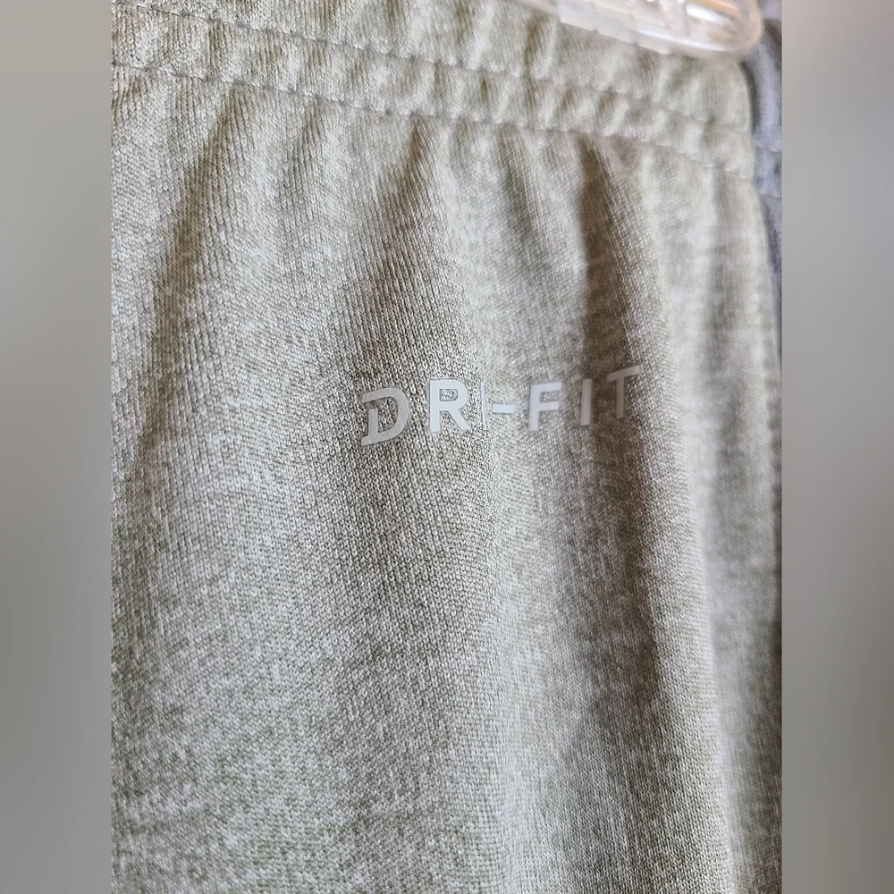 NWT! Youth Nike pants - Picture 7 of 8